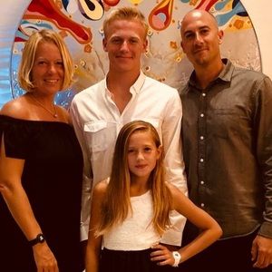 Meet your Posher, Deian